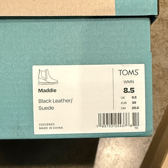 TOMS Women's Sleek Black Ankle Booties - Picture 2 of 8